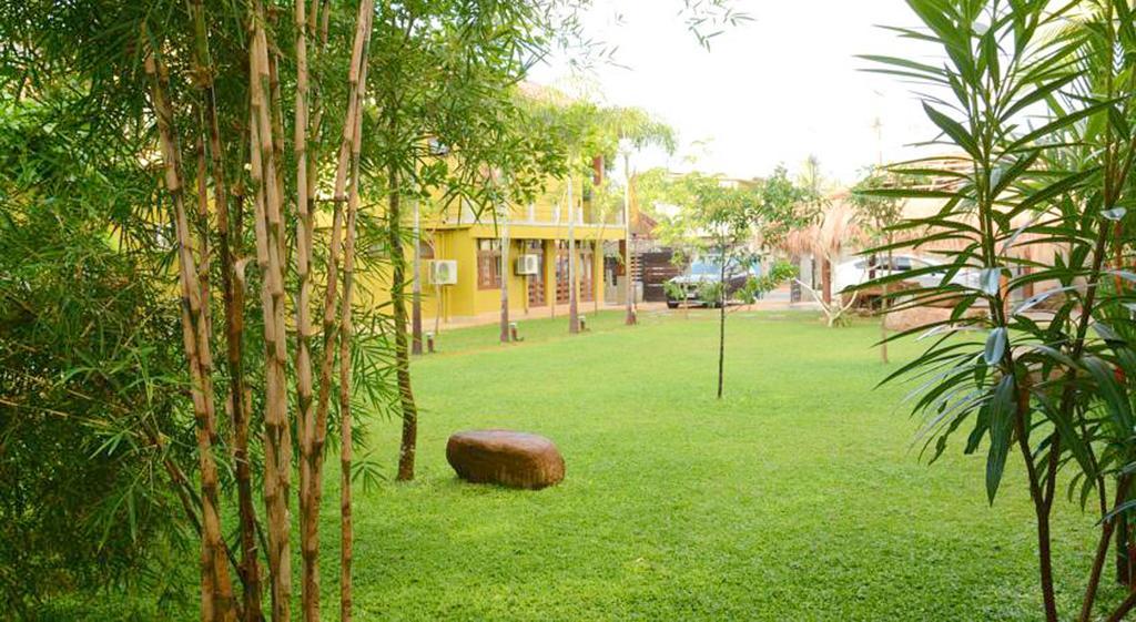 Inlak Garden Hotel Negombo Exterior photo