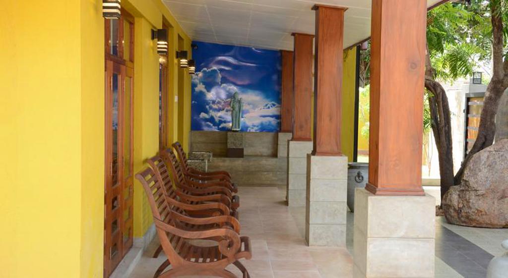 Inlak Garden Hotel Negombo Exterior photo